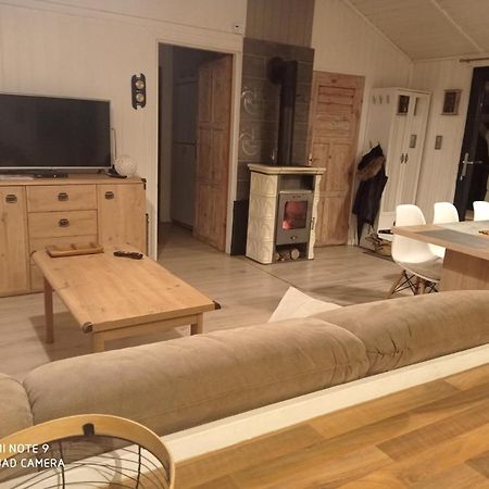 Basiowka Nad Jeziorem ボシュコボ エクステリア 写真